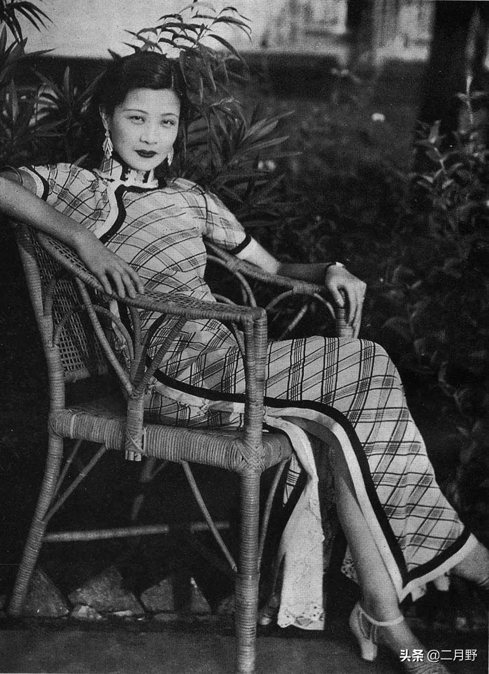 《神女》：*女妓**与圣女交织而成的神性，被动毁灭和救赎的二元模式