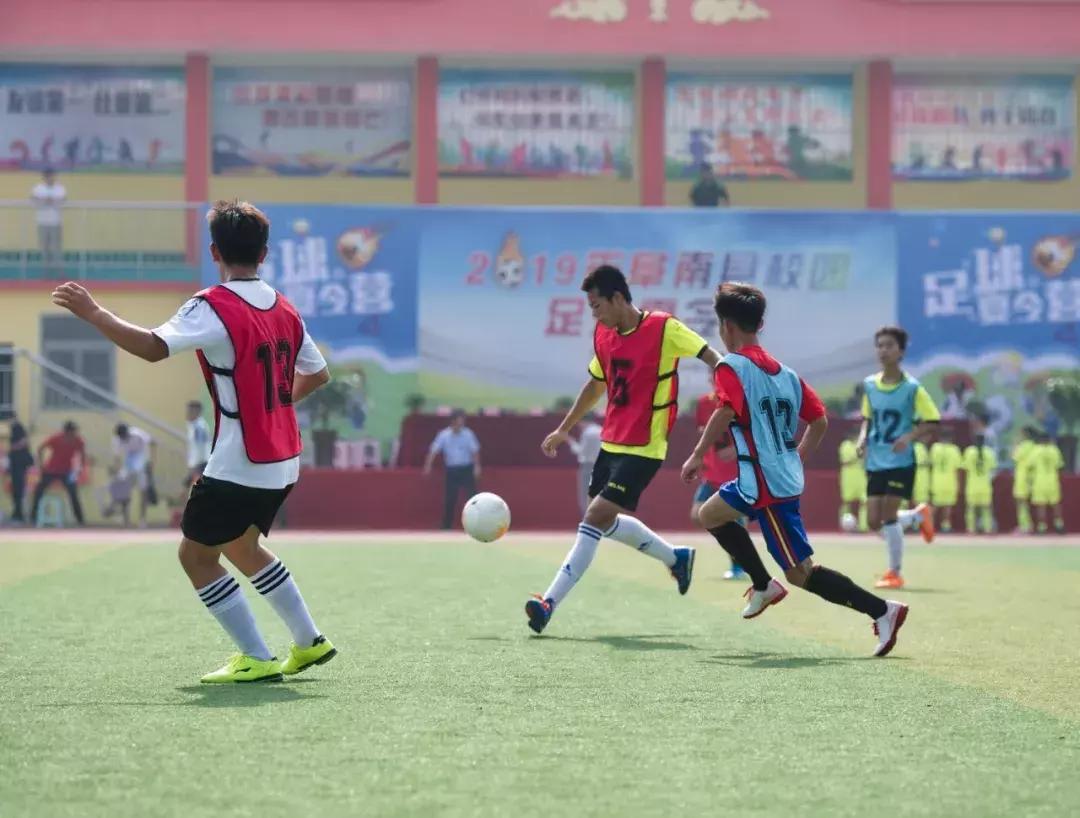 阜阳阜南夏令营,追逐梦想足球