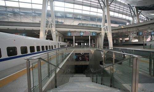 上海虹桥站对比北京南,北京南站和上海南站谁更大