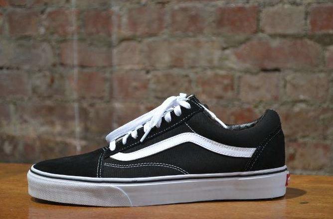终结流言！假的vans扔地上也能鞋底朝下，教你万斯鞋子辨真假