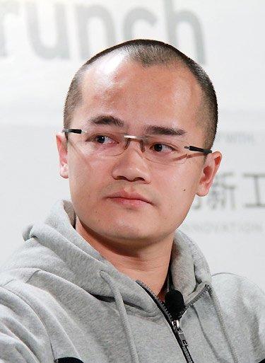 脱发人群25亿,超七成脱发人群不满30岁