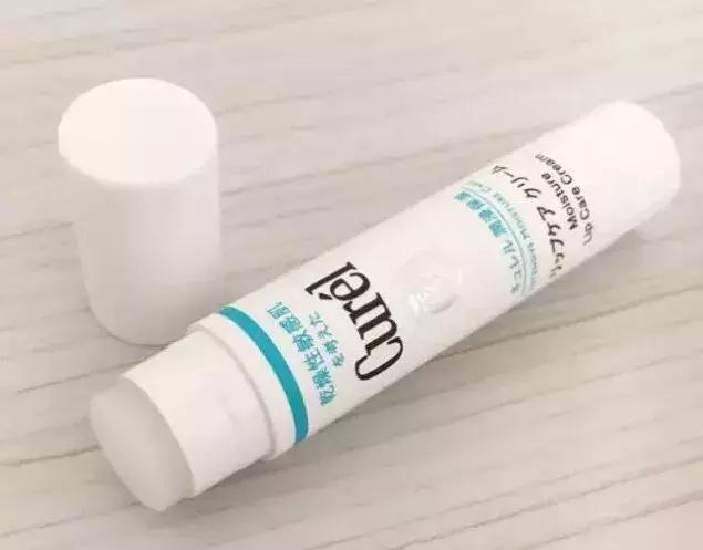 唇膏推荐红榜平价好用大干唇,平价又好用的去死皮唇纹唇膏