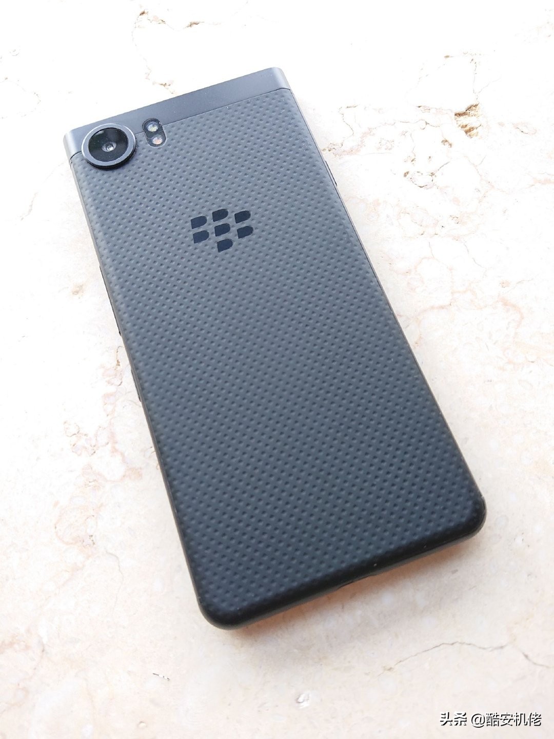 全键盘黑莓keyone,全键盘黑莓奢华