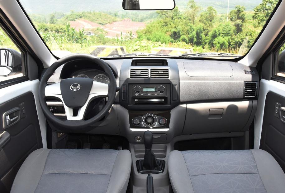 北汽推出豪华四座轿跑概念车,北汽昌河奥拓