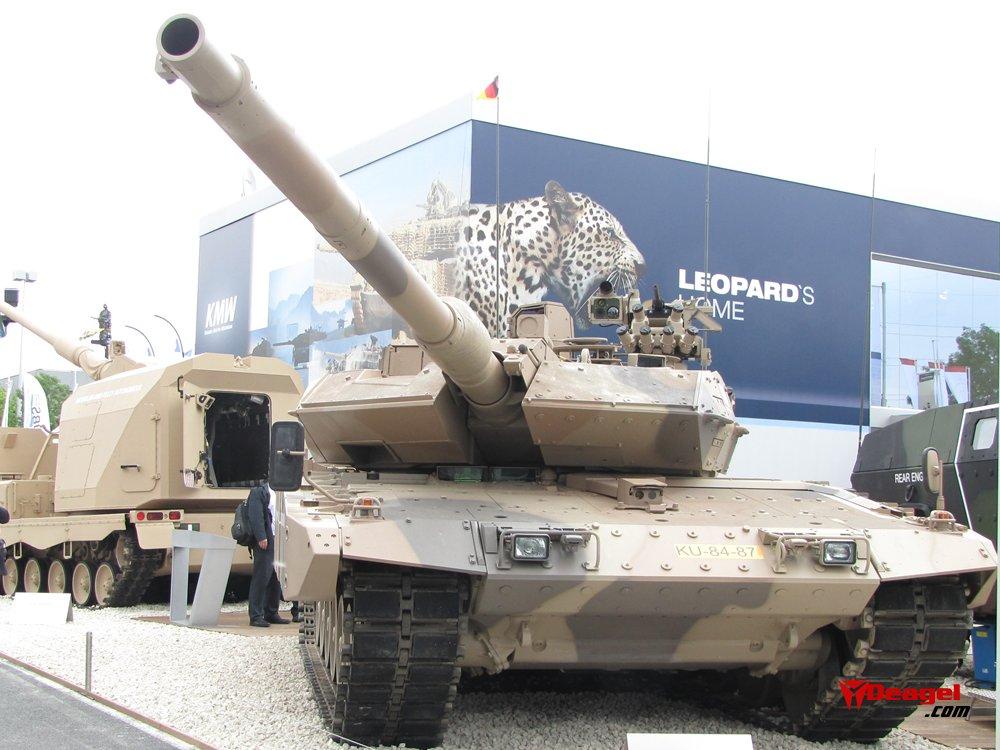 俄罗斯最强坦克t14闪亮登场,俄罗斯t14坦克视频素材