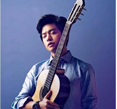 2002年,李健在水木年华最红时突然退出,卢庚戌为此失眠了一个月