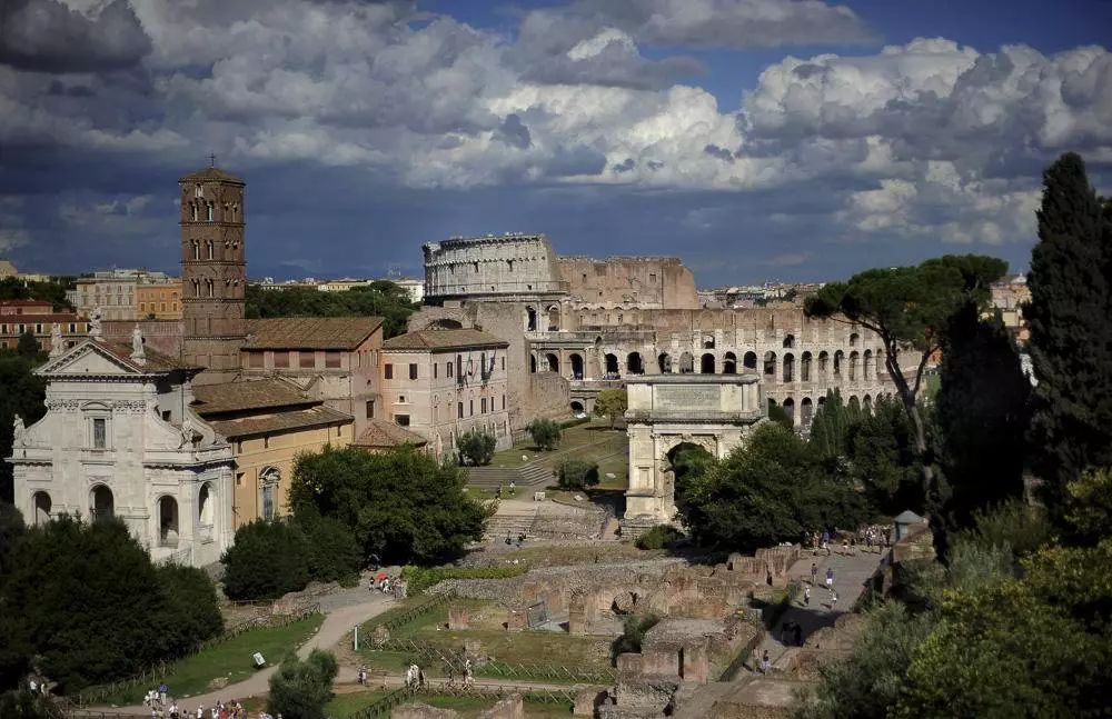 为什么我们居家隔离和别人不一样,我们为什么宅在家里