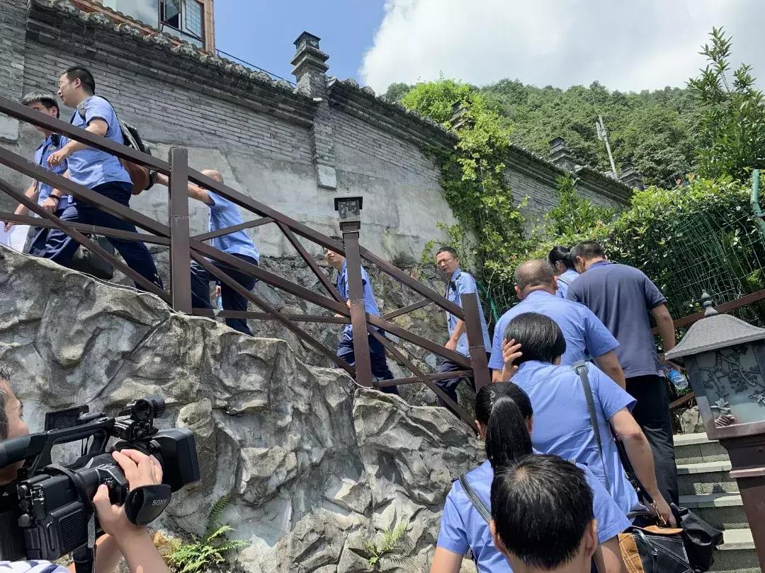 惊天黑幕！记者*底卧**120小时，深入泰顺禅修班，暗访视频首次曝光