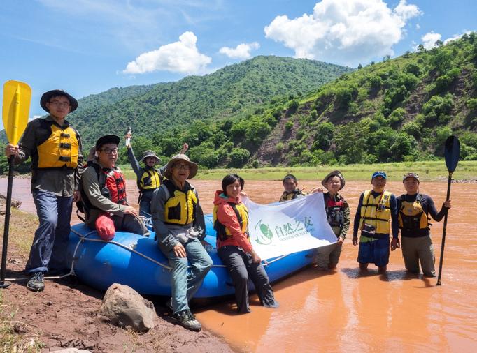 野生濒危动物绿孔雀现身孔雀之乡,绿孔雀濒危物种