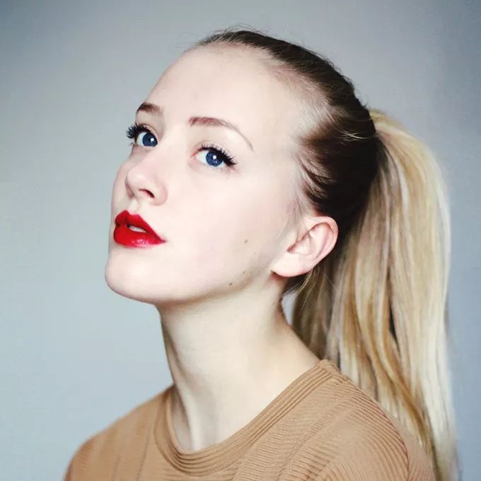 小个子穿什么不压身高,小个子身高150微胖的冬天穿搭