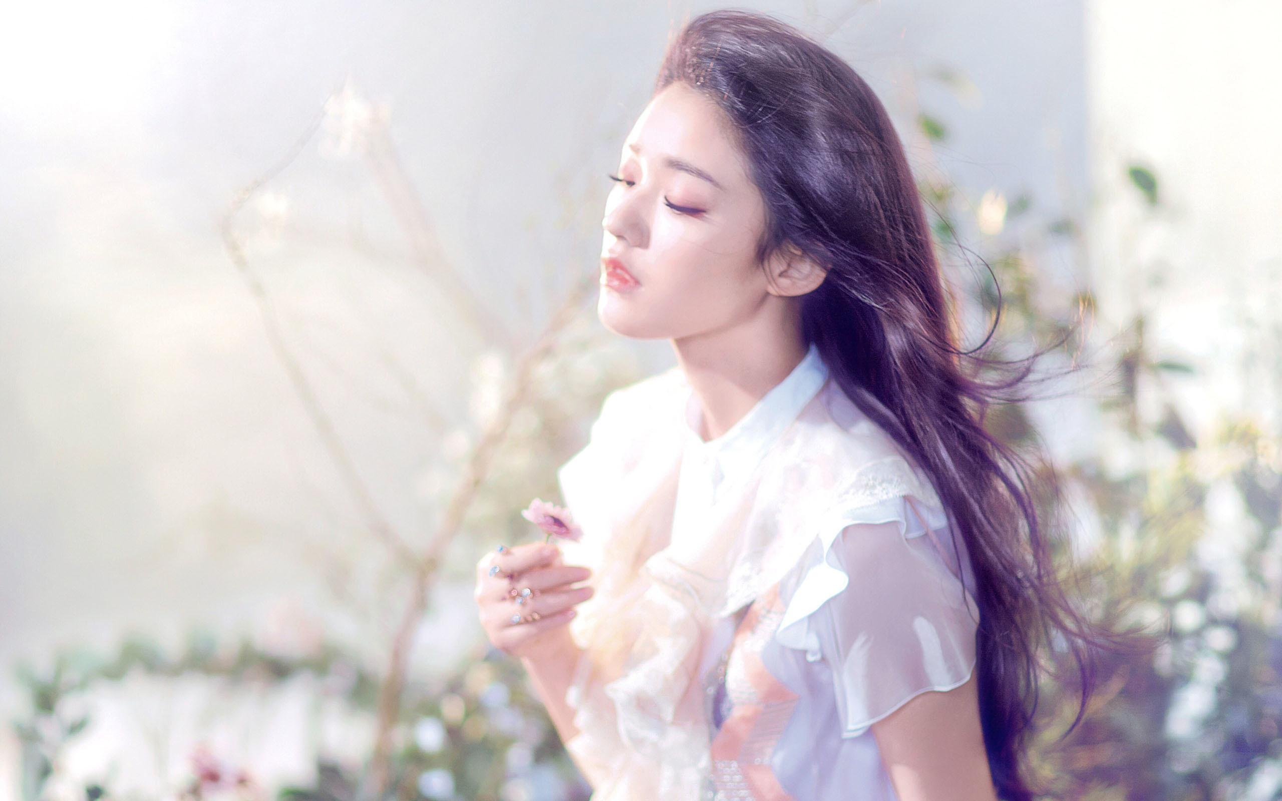 养出嘭润水光肌,焕白柔嫩水光肌沐浴露