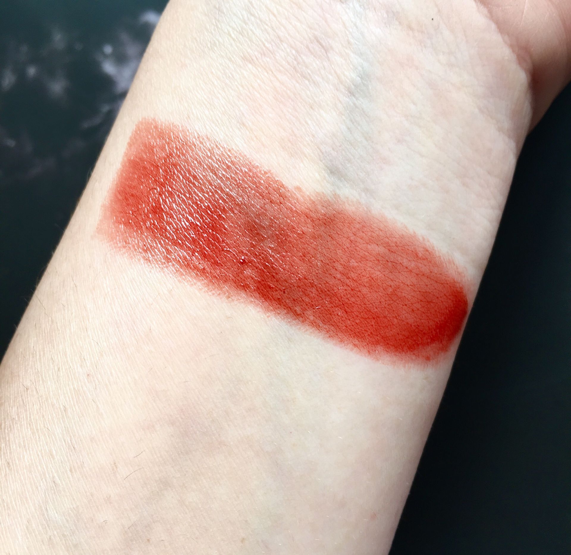 阿玛尼红管小胖丁唇釉推荐,armani红管和胖丁哪个好看