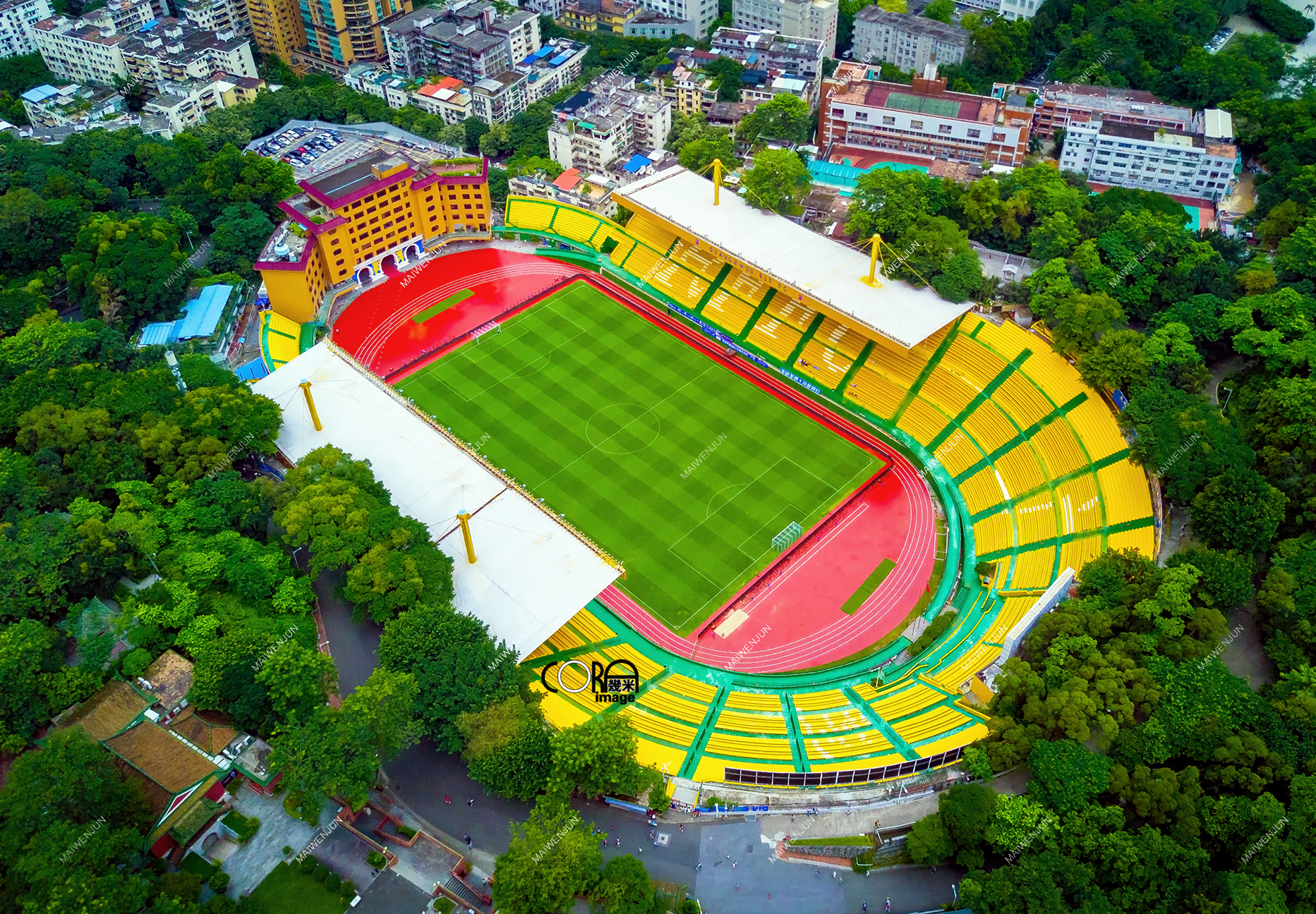 广州富力越秀山体育场,广州富力越秀山视频