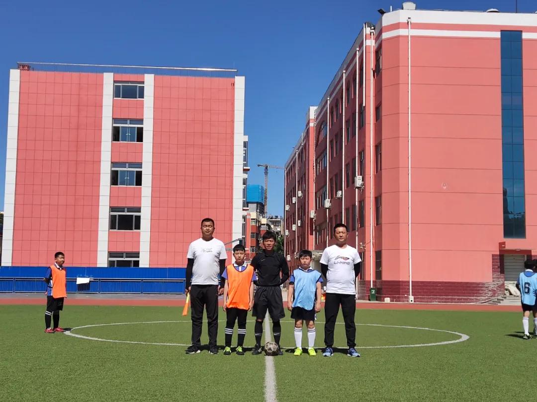 枣庄市立新小学第三届“校长杯”足球联赛圆满落下帷幕