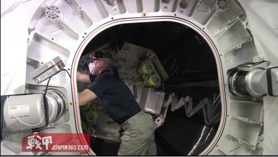 新型冠状病毒为什么要用医用口罩,新型冠状病毒选用口罩必须n95吗