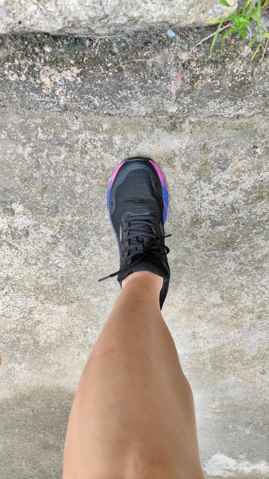 咕咚10k悦弹和10kpro区别,咕咚跑鞋有什么特点和优点