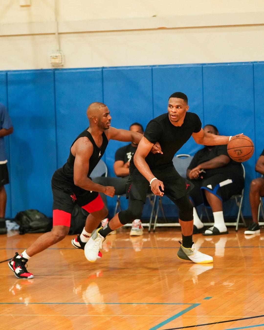 淇濈綏鐐桨闃熷弸,淇濈綏璺戣桨鎴樻湳