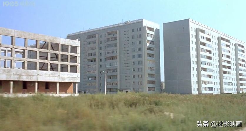 26年前冯巩拍了部《俄囧》，战斗民族艳遇记，被遗忘的喜剧经典