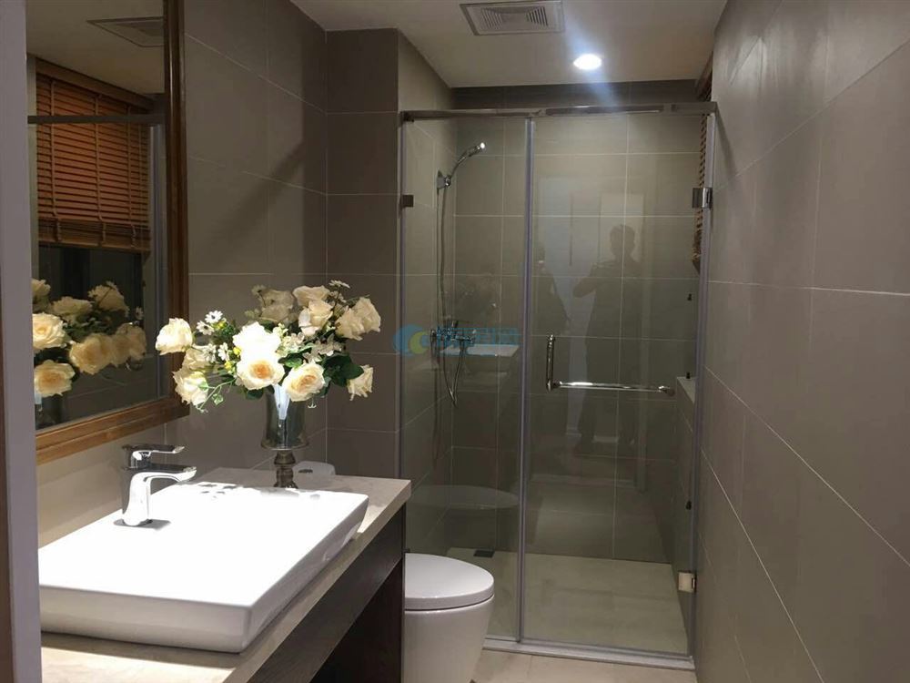 日月湾和融创日月湾去哪个好,融创日月岛怎么样