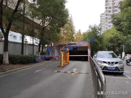 800万买的学区房,800万可以买什么房子