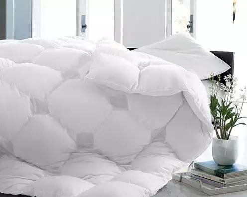 羽绒被跑毛对身体的危害,羽绒被跑毛还有用吗