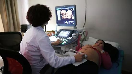 阴超和腹式B超有什么区别？