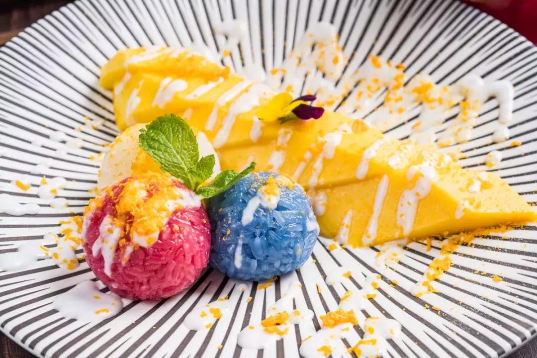 外滩惊现天价「奶盖雪蟹」，比宝马还贵