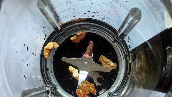 头发一揪一大把？别信小广告了，中医食疗教你护发