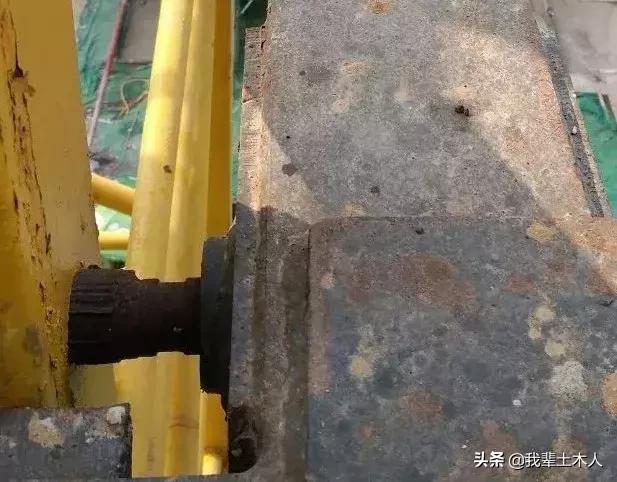 塔吊附墙预埋后多长时间可加附墙,塔吊非标附墙和正式附墙