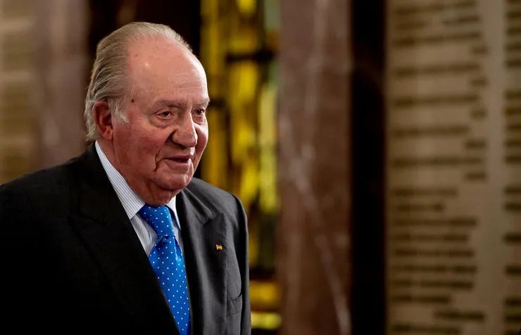 因丑闻而损害王室形象的人 (最离奇的王室丑闻)