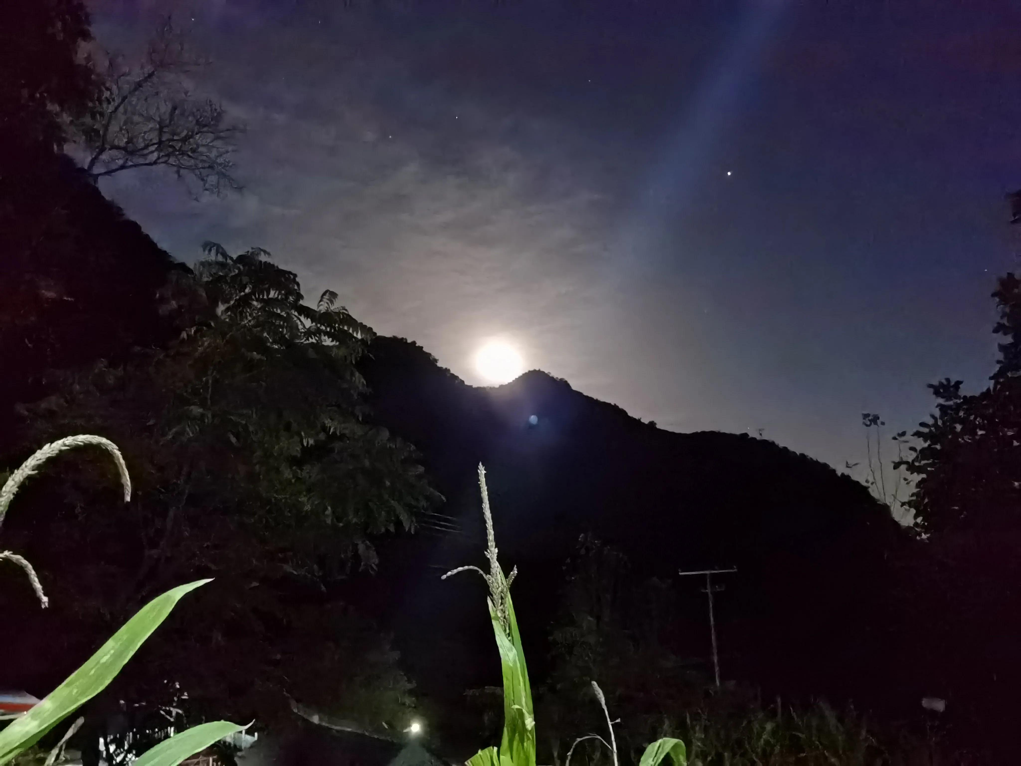 都知夏日驼梁美，秋季呢？阜平花塔村进山带您领略最美的秋日驼梁