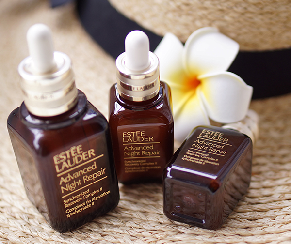 网上雅诗兰黛小棕瓶是真的吗,用了假的雅诗蓝黛小棕瓶会怎么样