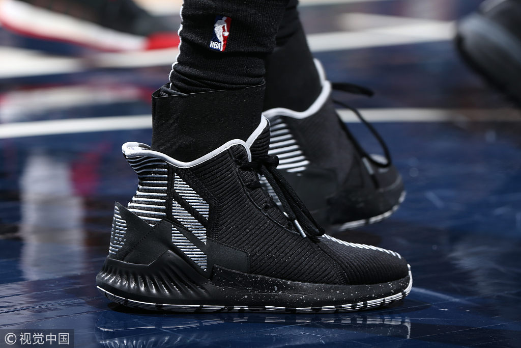 NBA今日球鞋精选：新配色UACurry5来了！库里穿它致敬老爹