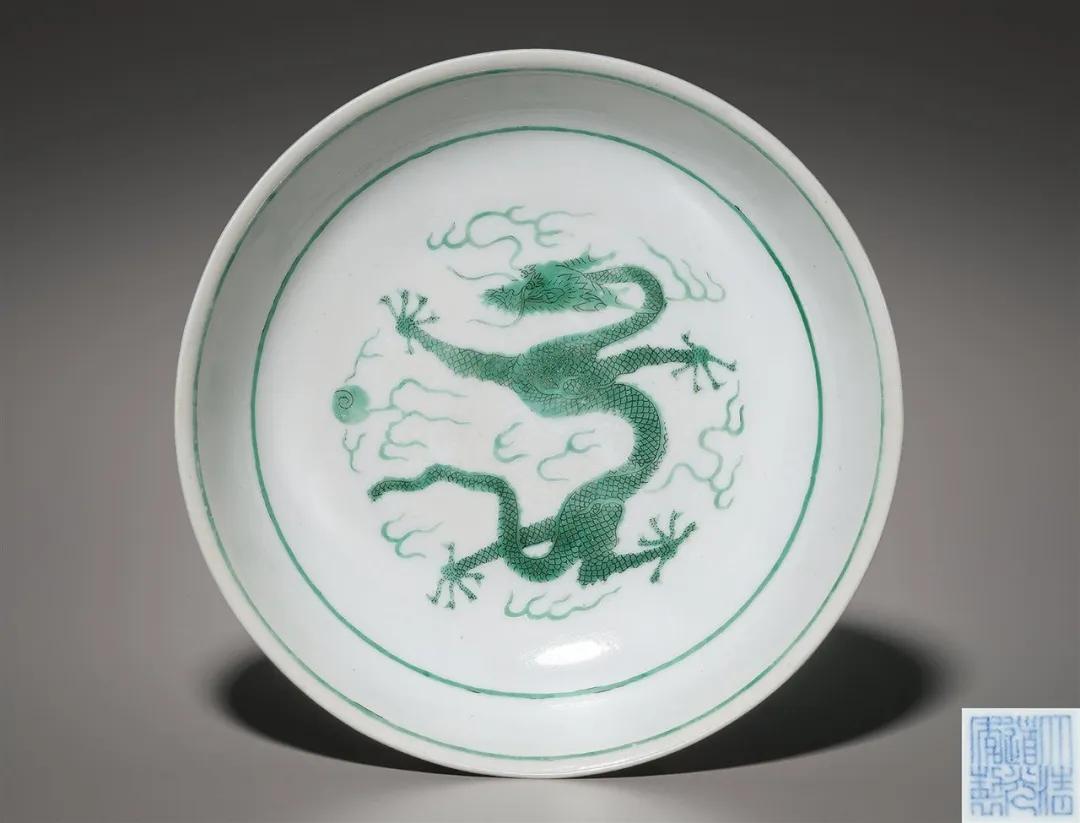 2024春拍晚清瓷器成交记录,2021中国艺术品明清瓷器成交前十