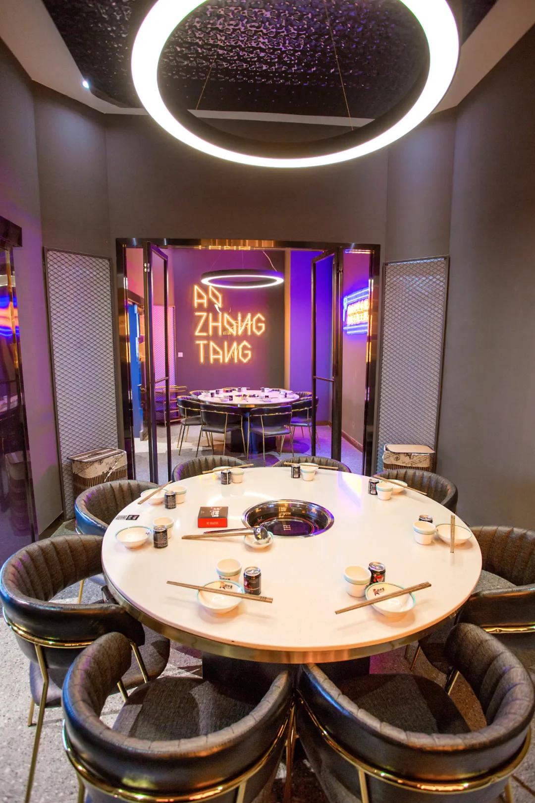 成都前十名好吃的牛排火锅,地道的牛排火锅吃起来贼过瘾