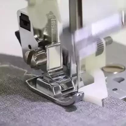 压脚线迹,隐藏线迹用什么压脚