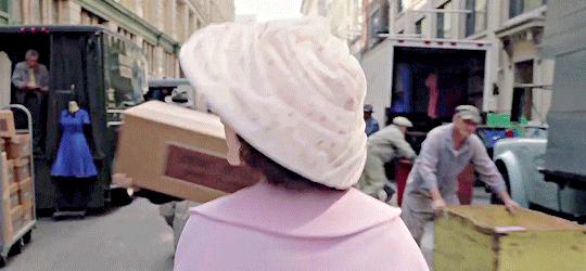 经典电影复古衣服,电影经典时装造型