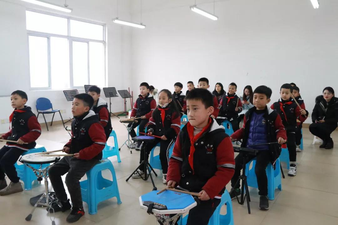 涓烘槑瀛︽牎鏍℃湰璇剧▼,涓烘槑瀛︽牎灏忓璇剧▼