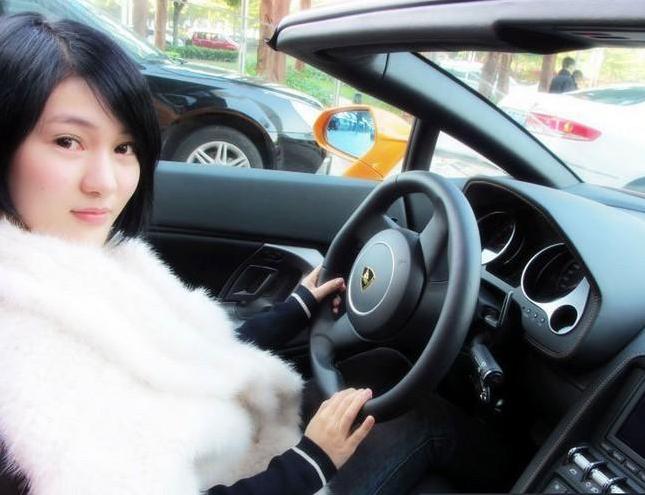 炫富郭美美,炫富鼻祖郭美美