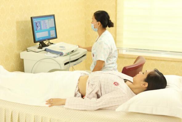 剖腹产出院一周后检查什么项目,剖腹产后42天检查挂妇科还是产科