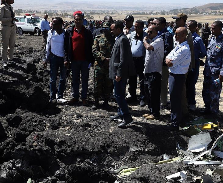 客机坠毁事故详情是人为的吗,飞机坠毁事故幸存者机乘人员幸存