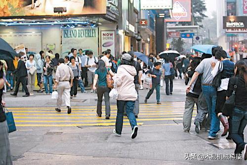 达芙妮新零售市场,达芙妮的市场形势