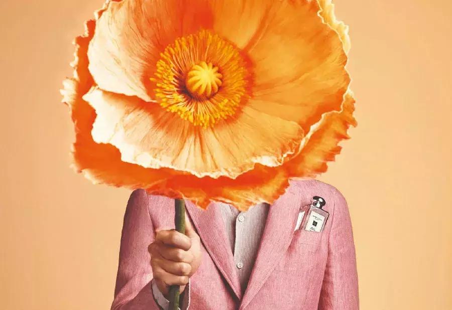 嘴痒？记得涂点999皮炎平口红，包你满意