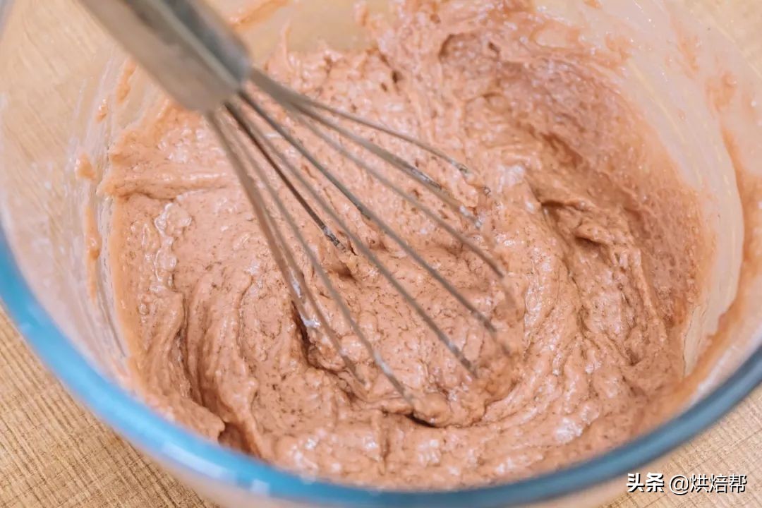 蛋糕抹面的技巧和手法在家自己做,一款不用抹面就可以完成的蛋糕