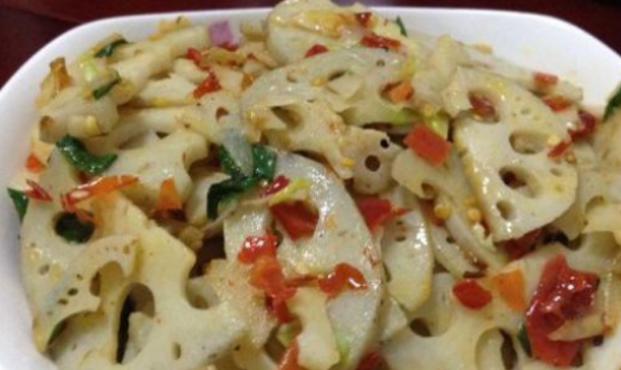 油炸藕片,蒜蓉粉丝白菜炒大虾