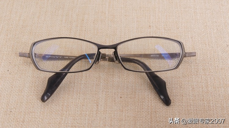 日本SPIVVY眼镜介绍，以及SPIVVY纯钛眼镜的修理维修