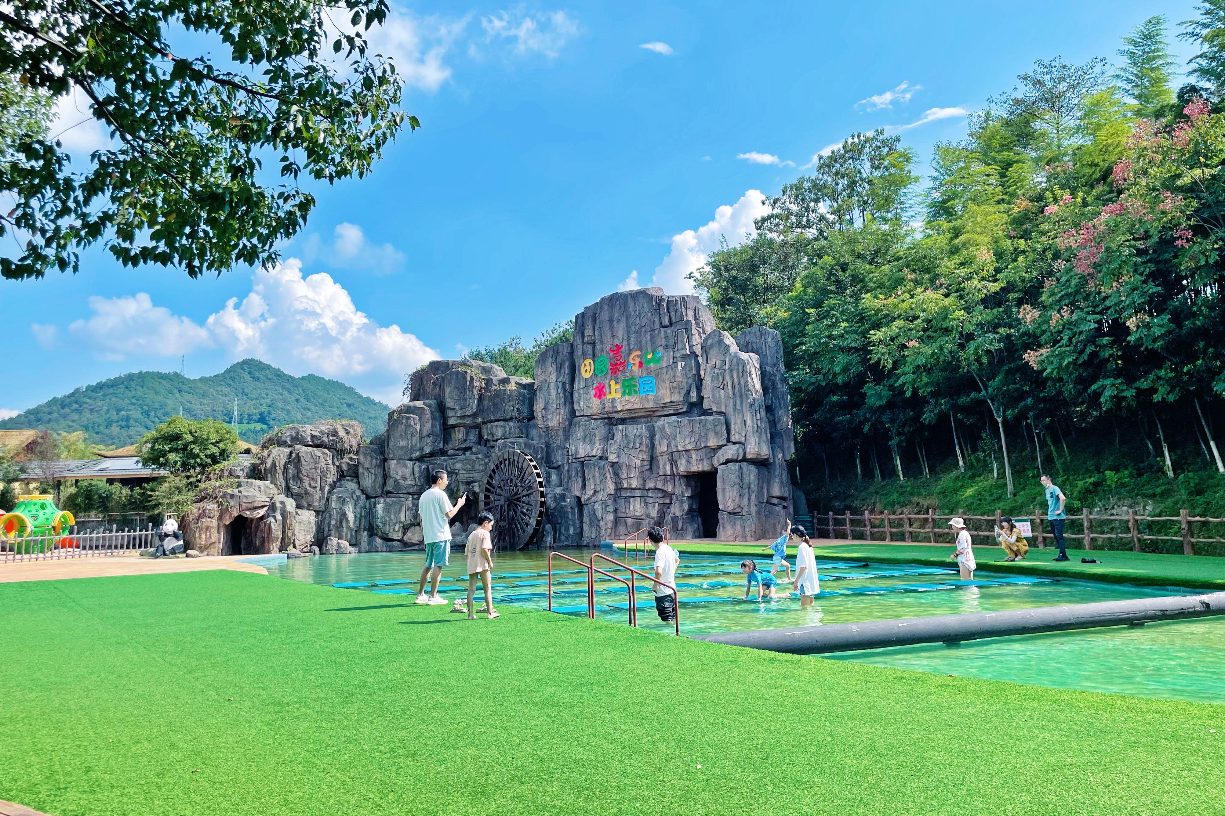 安吉田园嘉乐比乐园一日游攻略,秋季安吉旅游攻略图文并茂