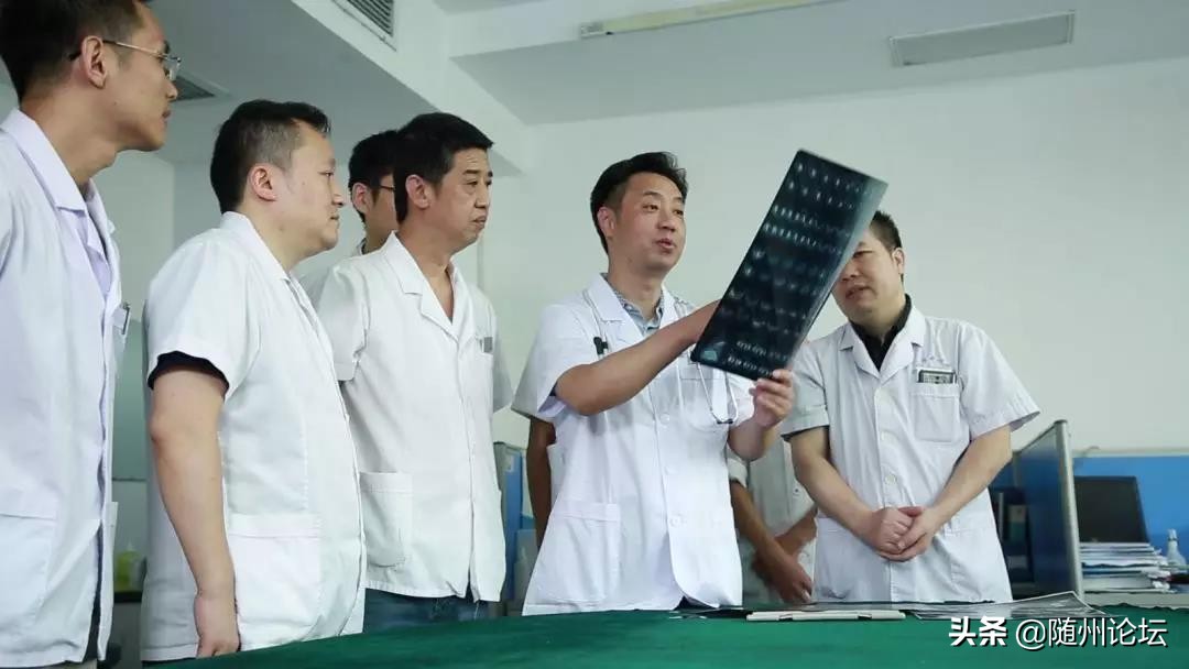 随州市中心医院许景东荣获2019年“湖北医德楷模”称号