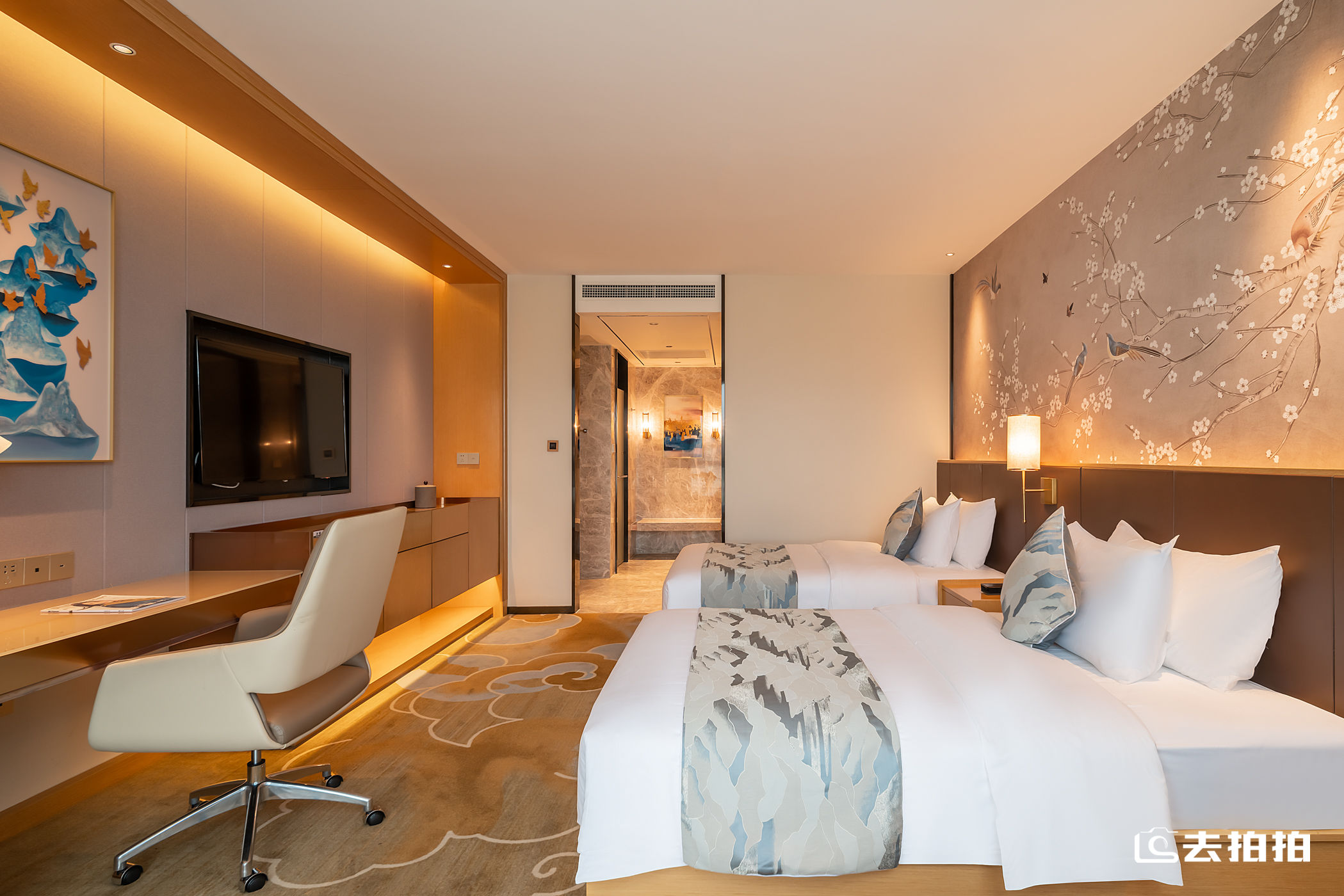 去拍拍蓝海酒店l做一片有温度的“蓝海”