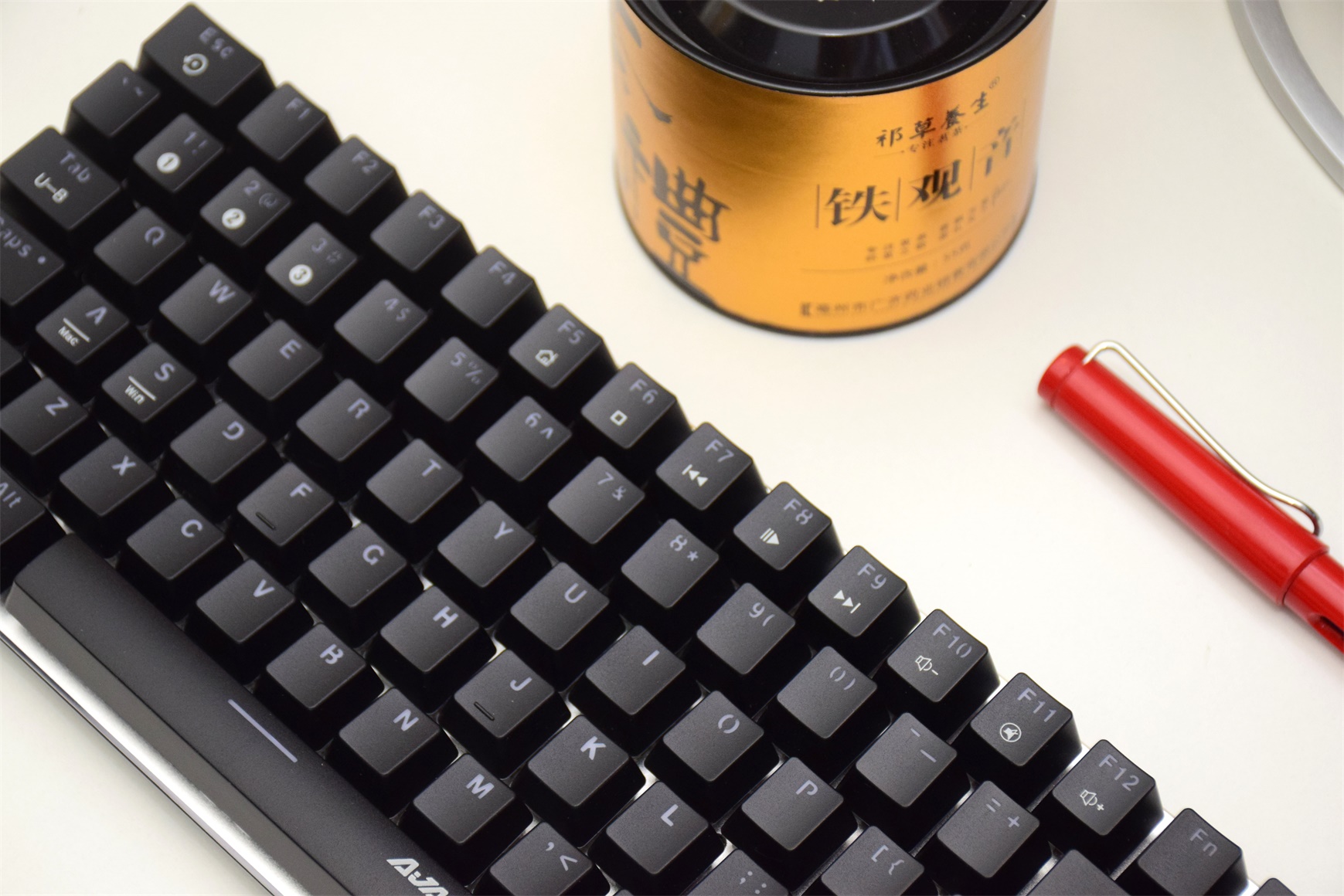 黑爵机械键盘ak33测评,黑爵ak33用什么轴